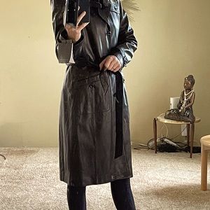 Kenneth Cole soft leather trench coat w/belt M
